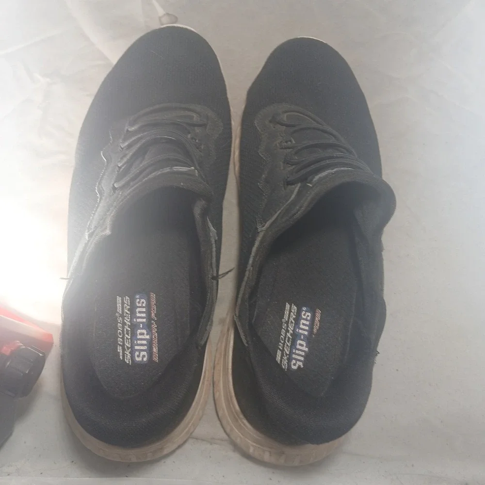 Skechers‎ Bobs Slip-ins Sneakers 9 Black Hands-Free Walking Shoes 117500